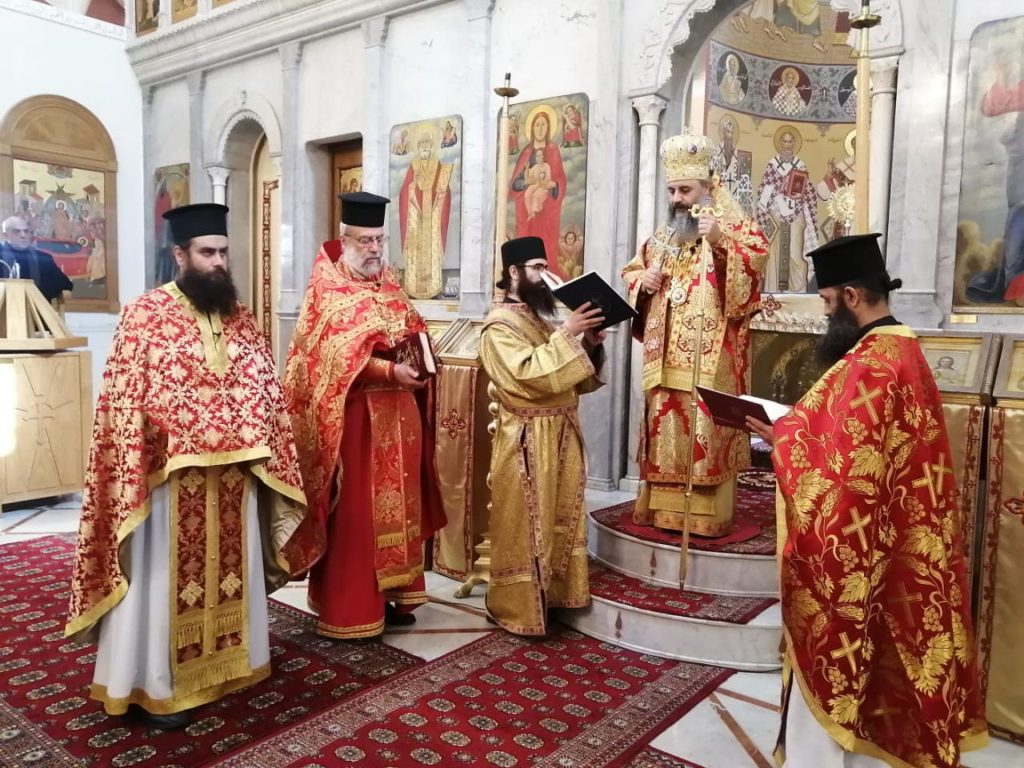 المتروبوليت أنطونيوس (الصوري) يفتتح العام الجديد ٢٠٢١ بالقداس الإلهي.