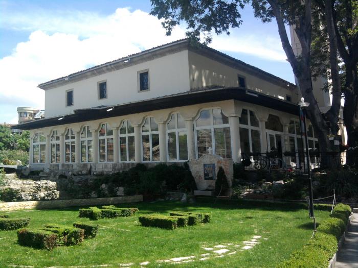 Δέματα αγάπης στον Άγιο Αθανάσιο Βάρνας