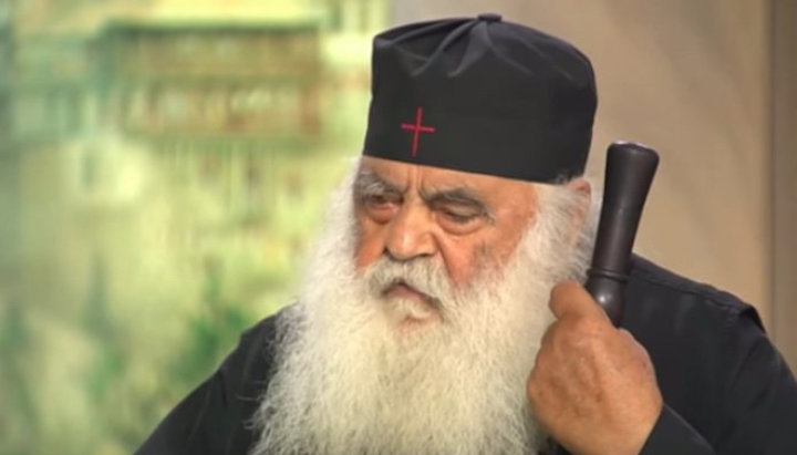 Athonite elder speaks about prayer against COVID