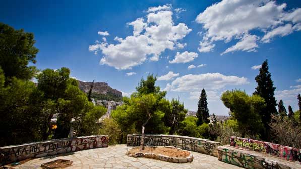 Αλλάζει όψη ο λόφος του Στρέφη