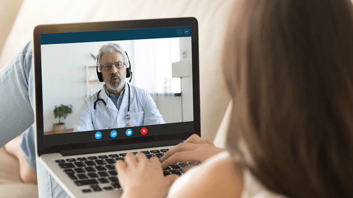 Federaţia Filantropia: 300 de vârstnici din Timiș au beneficiat anul trecut de consultaţii în sistem de telemedicină