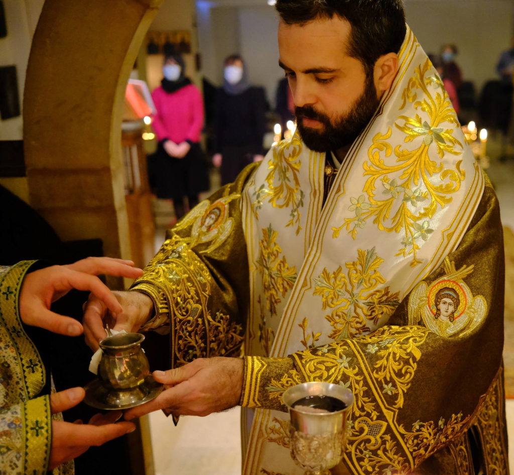 Η πανήγυρη της Αγίας Νίνας Παρισίων