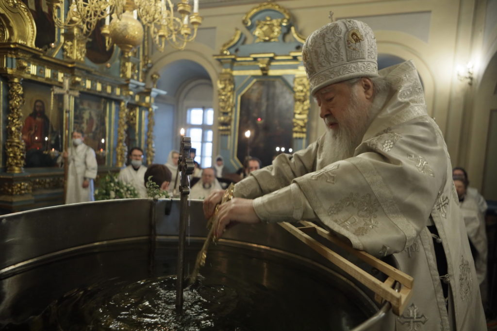 В праздник Крещения Господня Патриарший наместник Московской епархии совершил Литургию в Новодевичьем монастыре г. Москвы