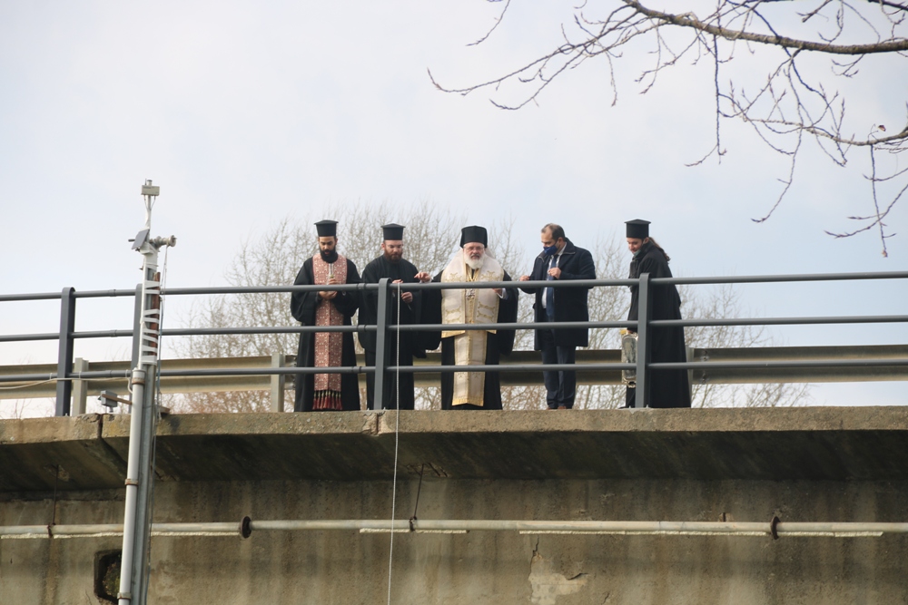Επεφάνη ο Σωτήρ, η Χάρις η αλήθεια