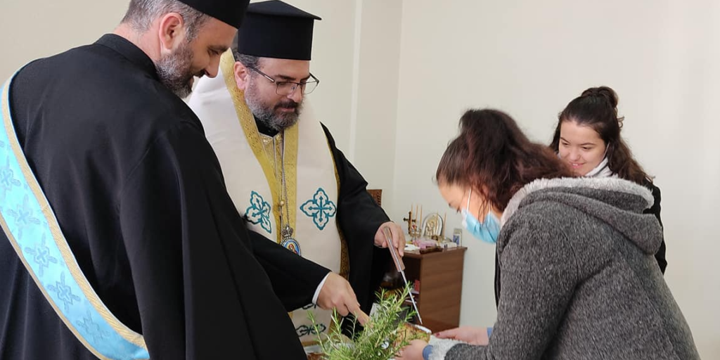 Lidhja Rinore Orthodhokse Elbasan “Bijtë e Dritës”: Prerja e kekut të Shën Vasilit