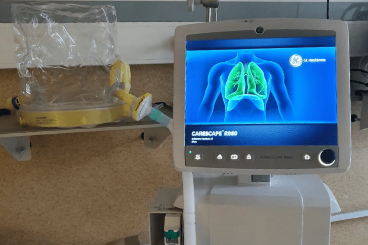 Episcopia Devei și Hunedoarei a donat spitalului județean echipament medical în valoare de 43.000 lei