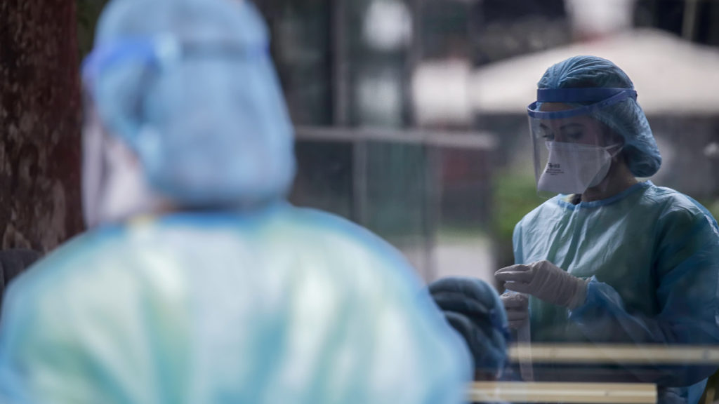 Μεταλλαγμένο στέλεχος του κορωνοϊού και στην Ελλάδα