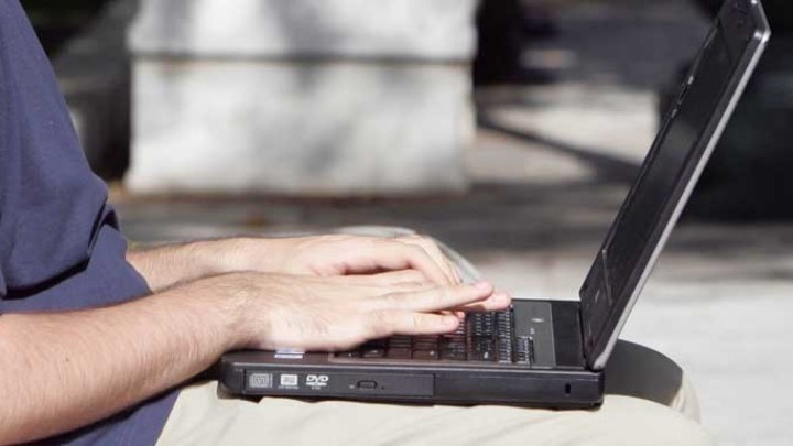 Επιμορφωτικά σεμινάρια από τον Ι. Ναό Ευαγγελιστρίας Πειραιώς