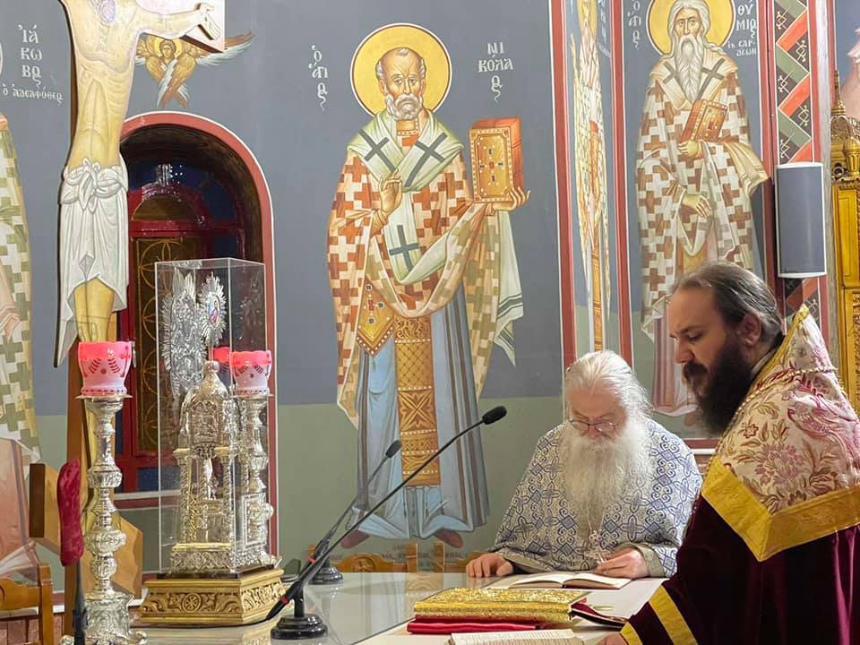 Ευχέλαιο και βραδινή Θεία λειτουργία στον Άγ. Νικόλαο