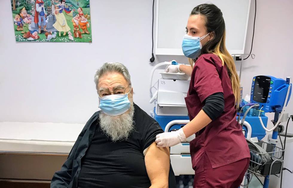 Εμβολιάστηκε και ο Μητροπολίτης Δωδώνης κ. Χρυσόστομος