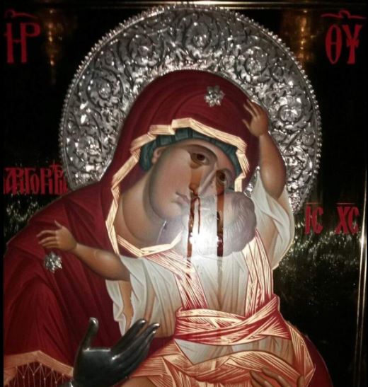 Συνεχίζει να δακρυρροεί η Παναγία στον Βύρωνα