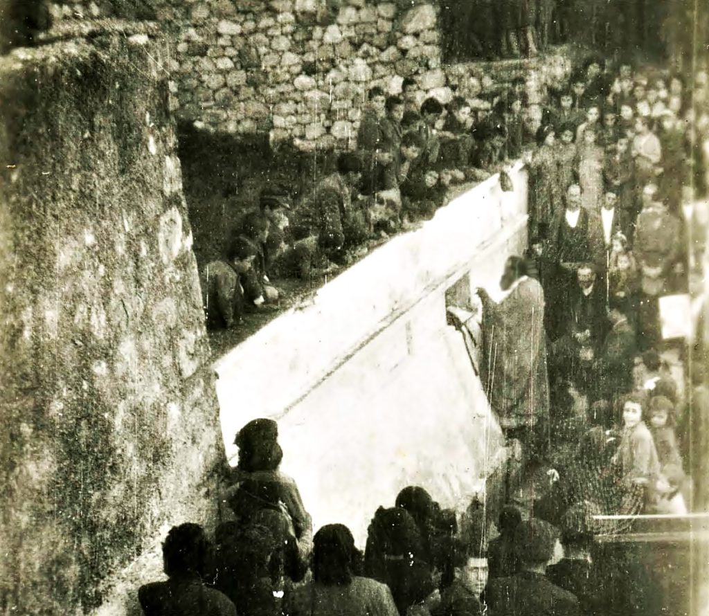 Tα Φώτα του 1953 στη “Μικρή Φουντάνα”