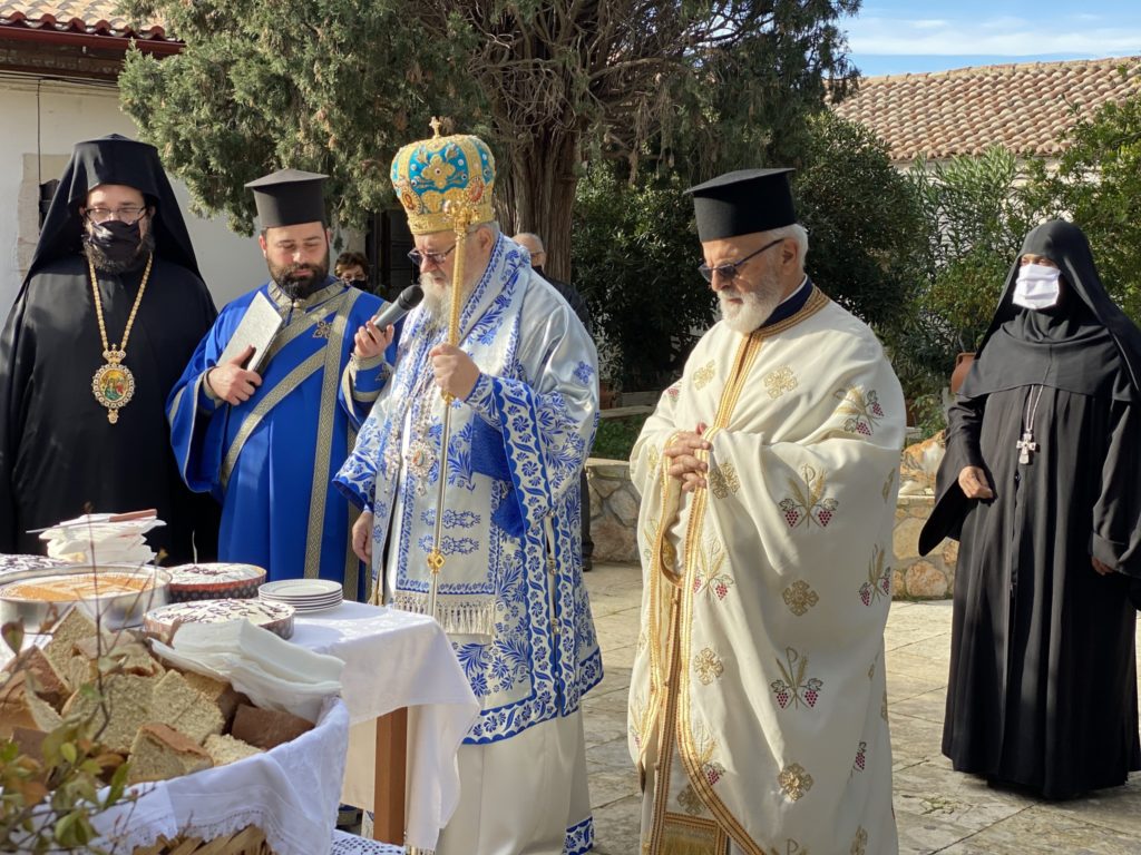 Του Άη Γιάννη στη Μονή Κορακιών και το φλουρί στον Σεβασμιώτατο