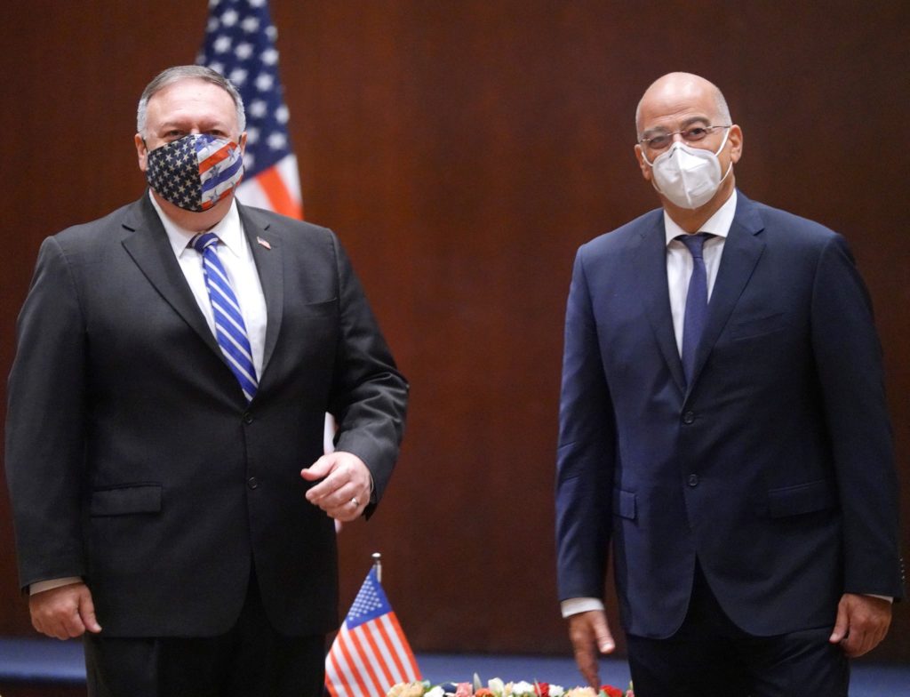 Τηλεφωνική επικοινωνία Δένδια – Πομπέο για την υποδειγματική συνεργασία