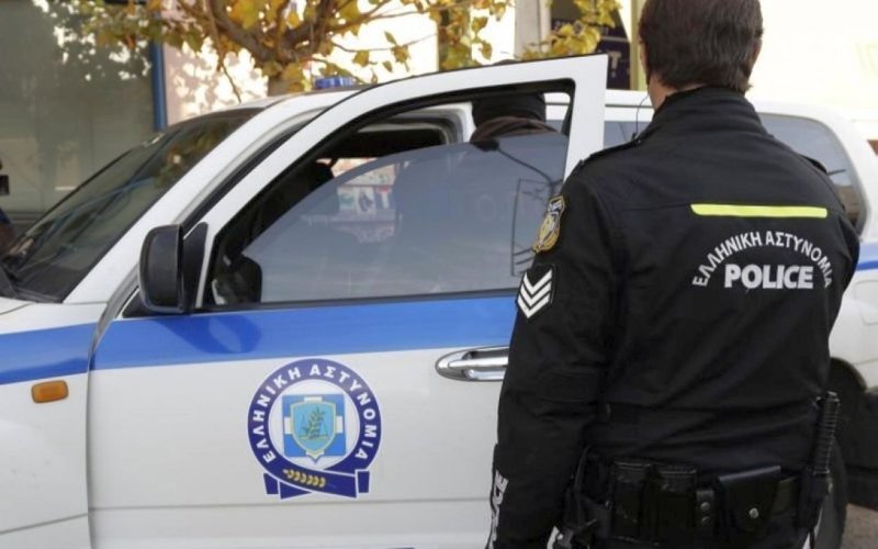 Πληροφορίες για τηλεφωνήματα της Αστυνομίας σε Μητροπολίτες