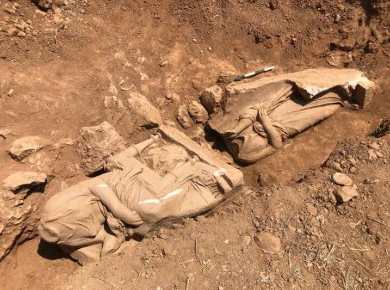 Αποκάλυψη ναόσχημου μνημείου στην Παιανία