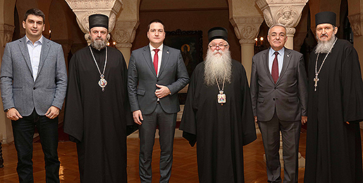 Στον υπ. Παιδείας ο τοποτηρητής του Πατρ. Σερβίας