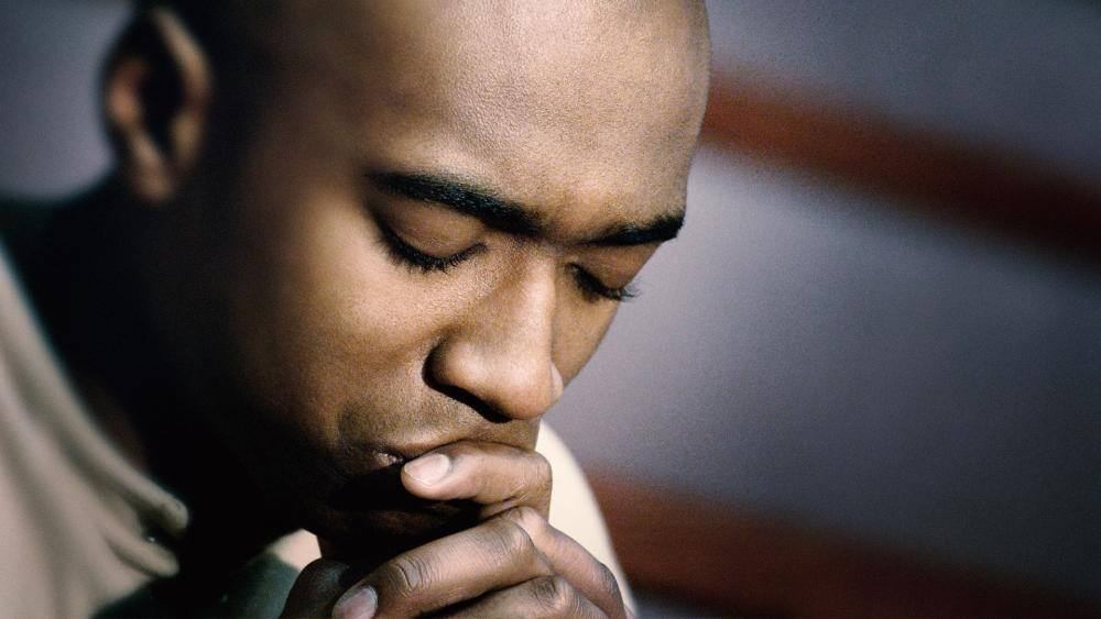 الأنبا نيقولا: اهتمام «الأرثوذكسية» بالقديسين جذب الأمريكان الأفارقة