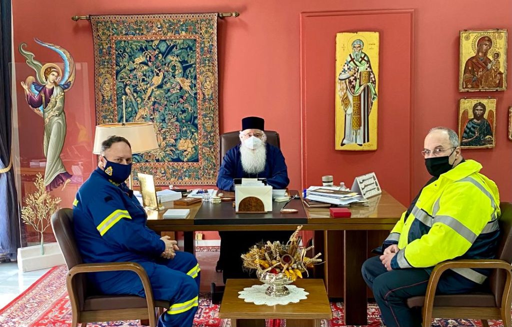 Στον Μητροπολίτη Δημητριάδος ο νέος διοικητής της Πυροσβεστικής