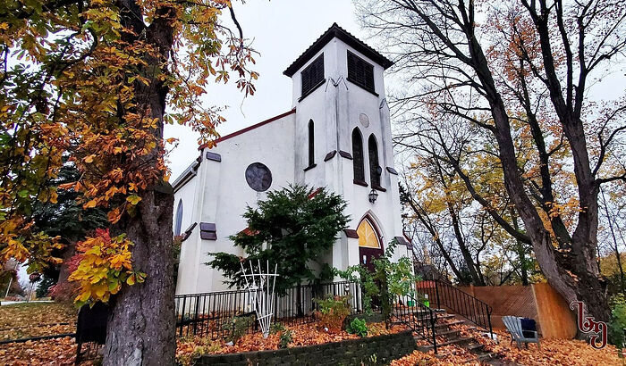 GEORGIAN PARISH IN TORONTO ACQUIRES OWN BUILDING AFTER 11 YEARS