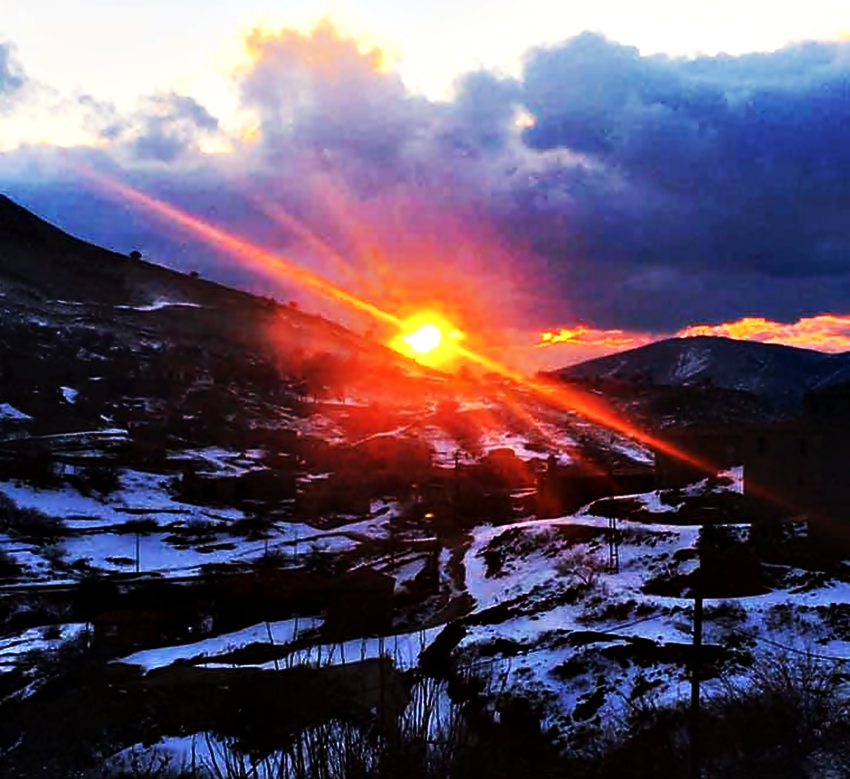 Η ΦΩΤΟΓΡΑΦΙΑ ΤΗΣ ΗΜΕΡΑΣ: Ίμβρος σκλαβωμένη και χιονισμένη