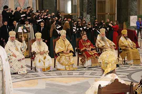 Η προσευχή πριν από την εκλογή του νέου Πατριάρχη