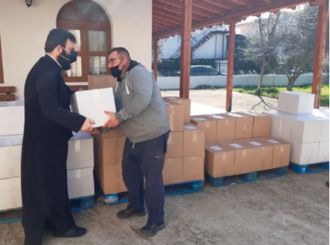 Δίπλα στις ευπαθείς ομάδες η Ι. Μητρόπολη Μαρωνείας