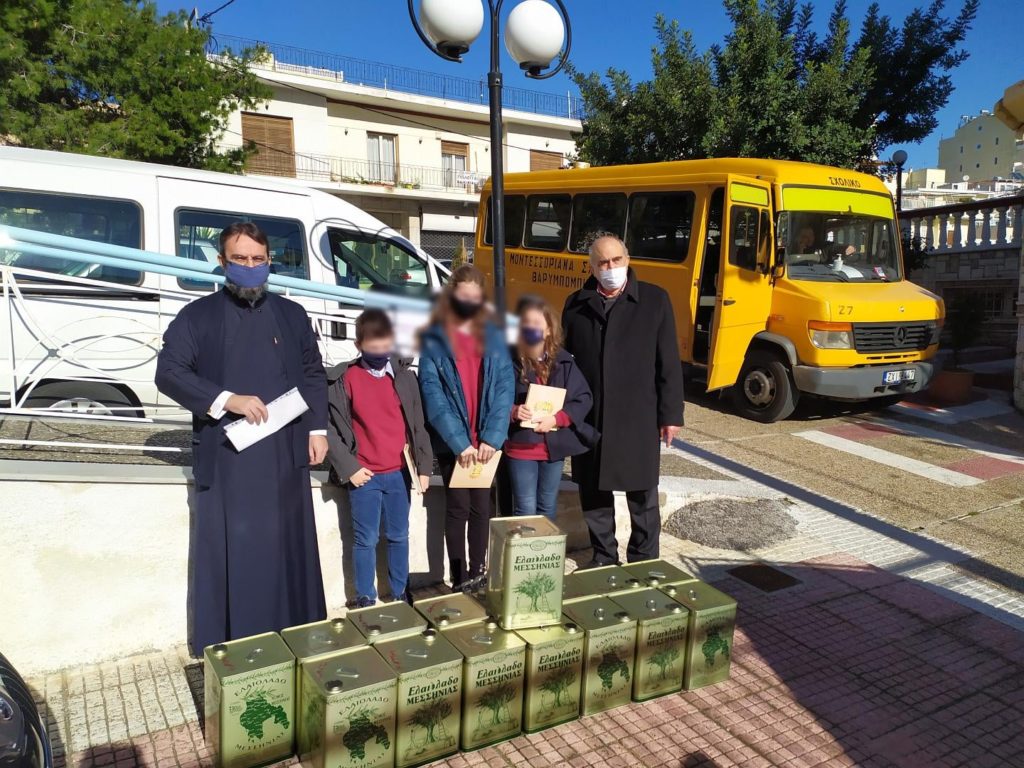 Έδωσαν ποσότητα ελαιολάδου για να χρησιμοποιηθεί στα συσσίτια