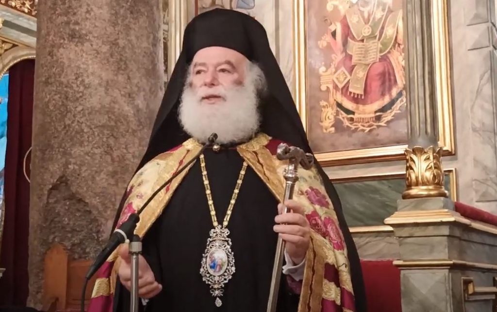 اليوم.. البابا ثيودروس يحتفل بأحد رفع الصليب المقدس في القاهرة