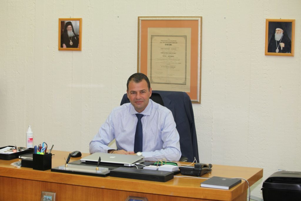 Η Θεολογική Σχολή καυχάται για την εκλογή του Πατρ. Σερβίας