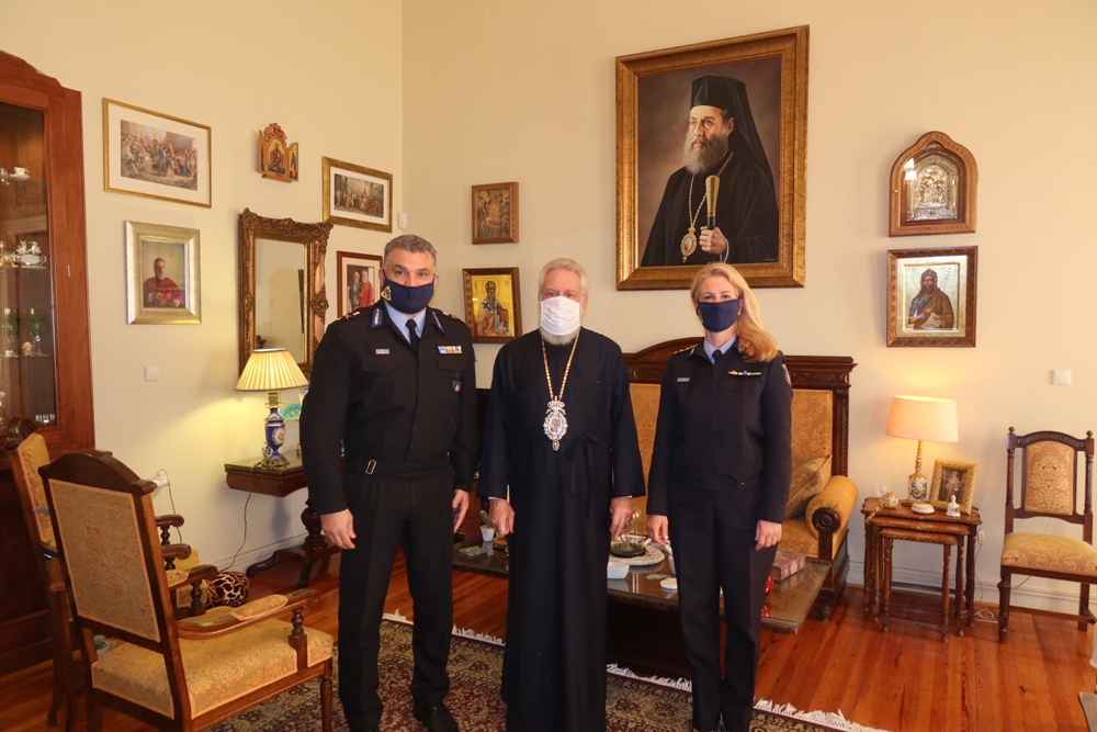 Μητροπολίτης Σύρου: Η Εκκλησία συμπαραστάτης στο έργο της Πυροσβεστικής