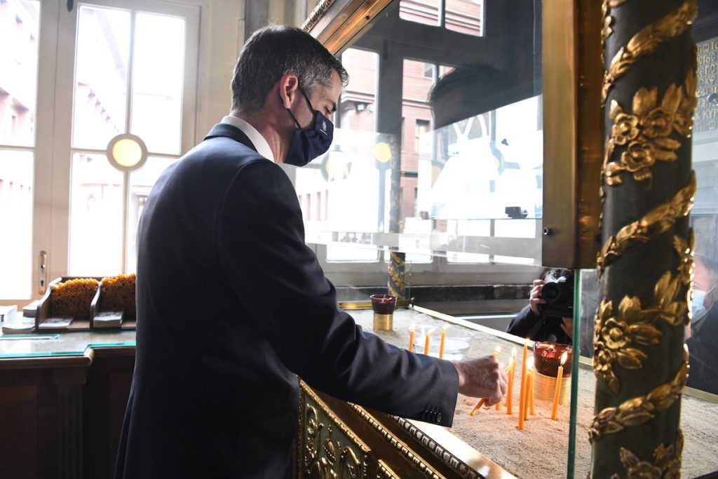 Το κεράκι Μπακογιάννη στον Πατριαρχικό Ναό