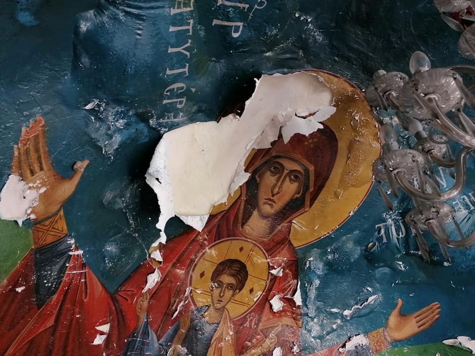 Τα “λαβωμένα” ξωκκλήσια της Μόριας