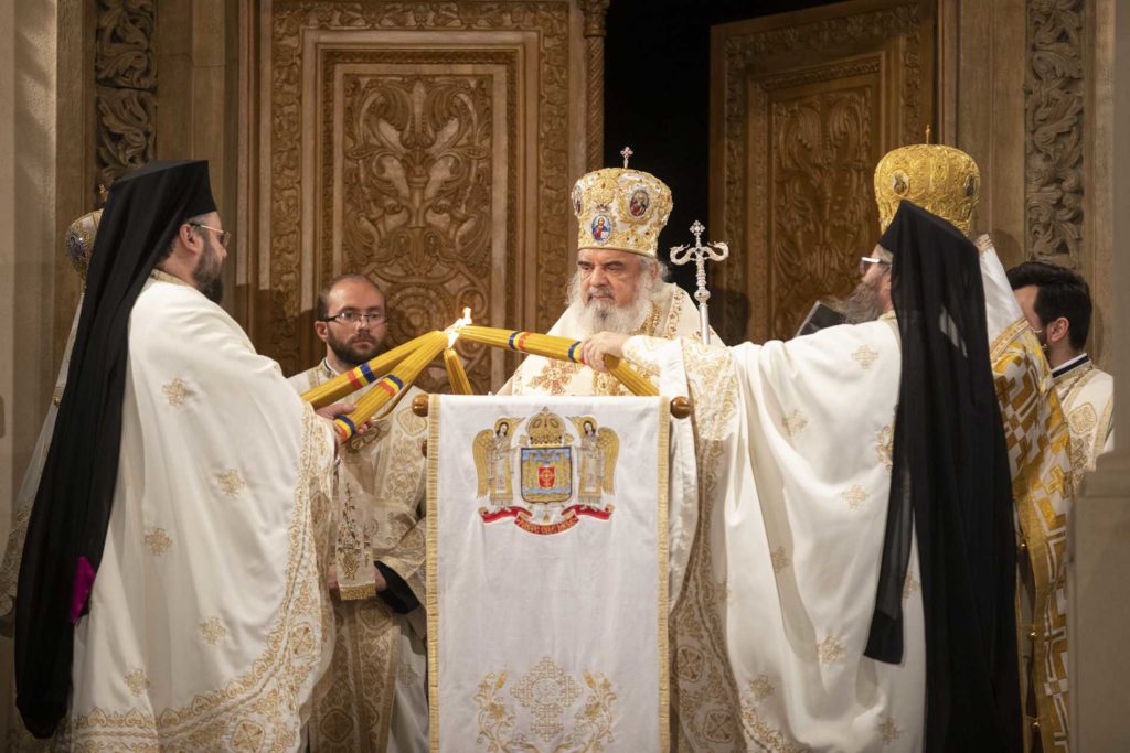 Vasile Bănescu asigură că slujbele de Sfintele Paști se vor desfășura în mod normal