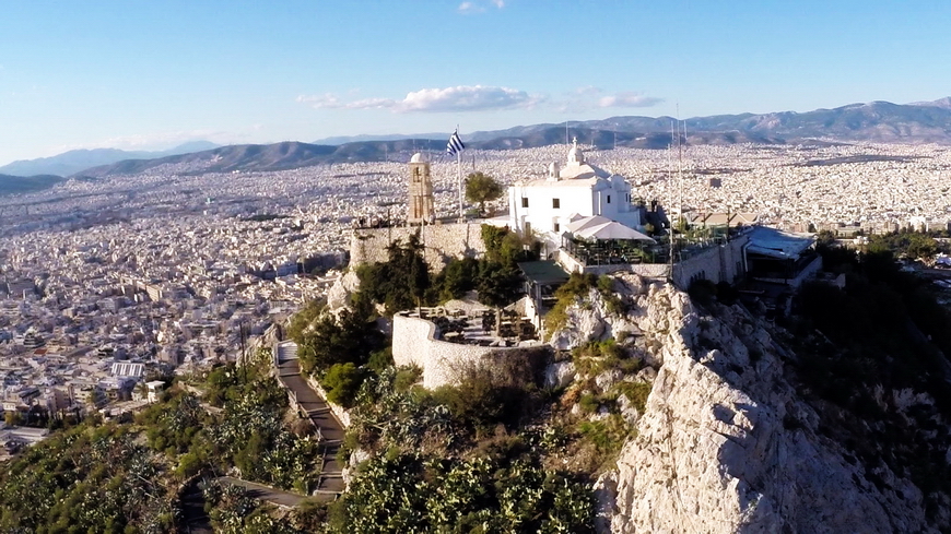 “Αναγεννάται” ο Λόφος του Λυκαβηττού