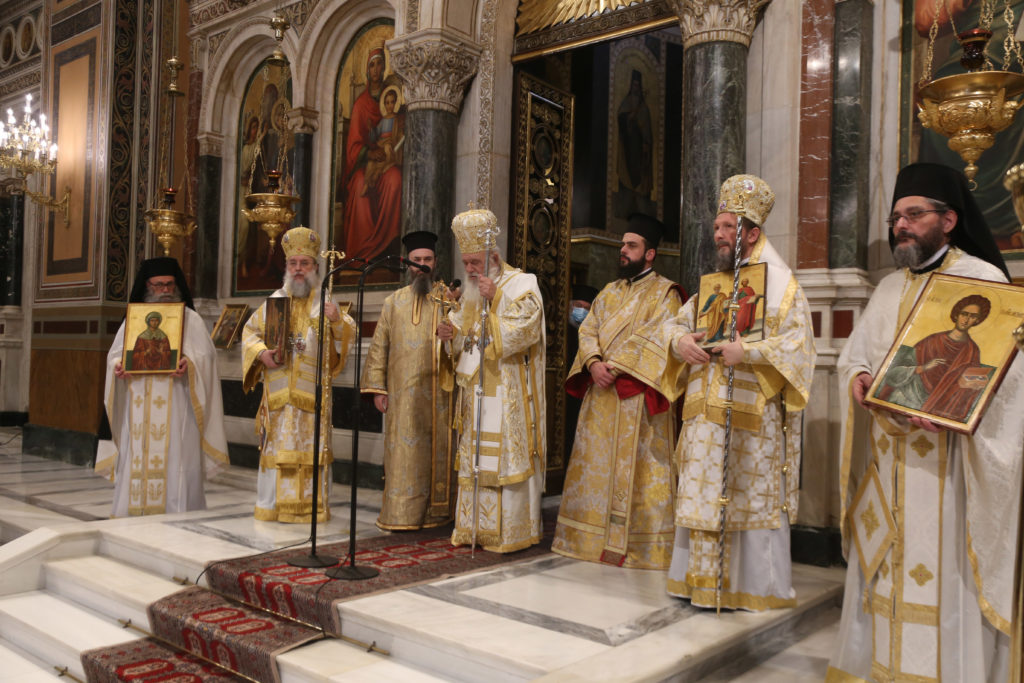 ΑΘΗΝΑ: Φωτοστιγμές από την Κυριακή της Ορθοδοξίας στη Μητρόπολη