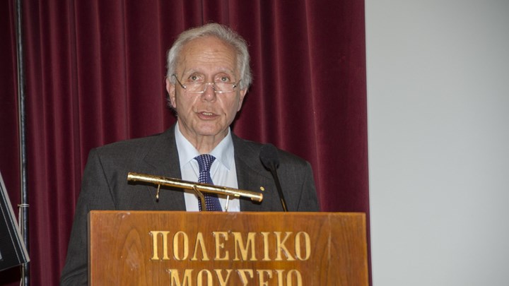 “Πώς θα είναι ο Ελληνισμός το 2121;”