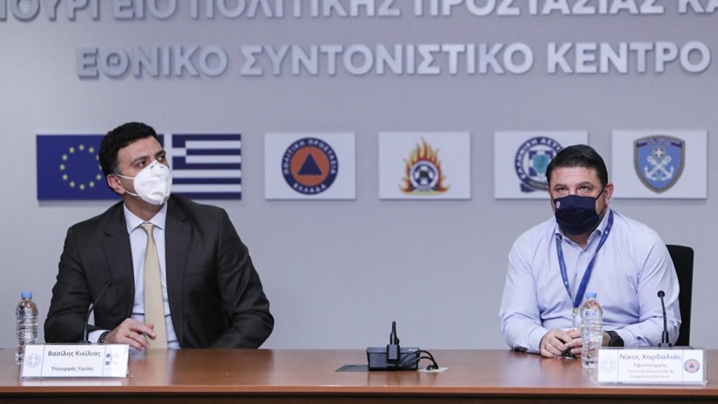 Στις 18:00 οι ανακοινώσεις Χαρδαλιά για τα έκτακτα μέτρα