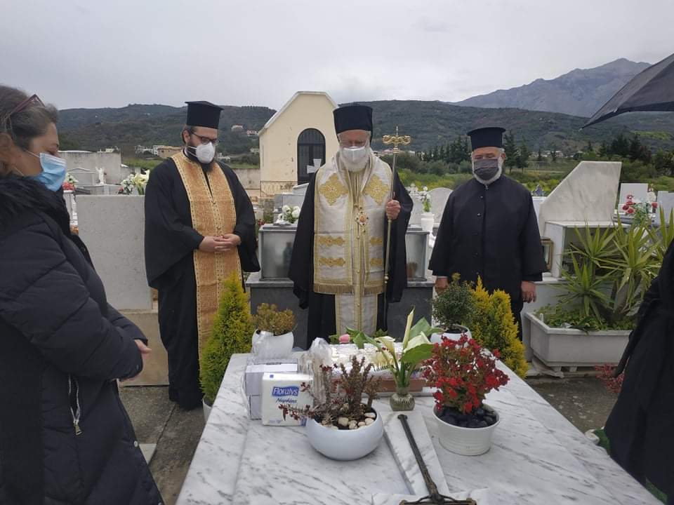 Τρισάγιο για τον πιλότο της Πολεμικής Αεροπορίας Εμμανουήλ Γαρεφαλάκη