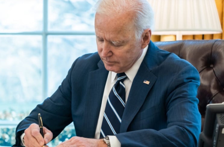 Joe Biden: US and Greece As Close As Possible Under My Presidency