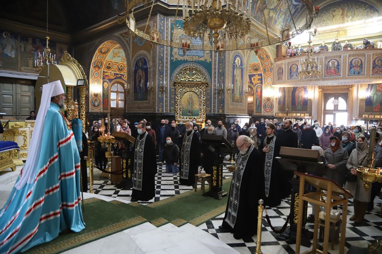 The Cheesefare Sunday in the Nativity of the Lord Cathedral in Chisinau