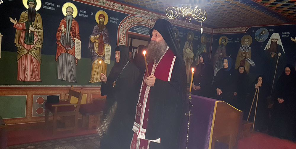 Патријархова молитва за пострадале у Мартовском погрому и мир на Косову и Метохији