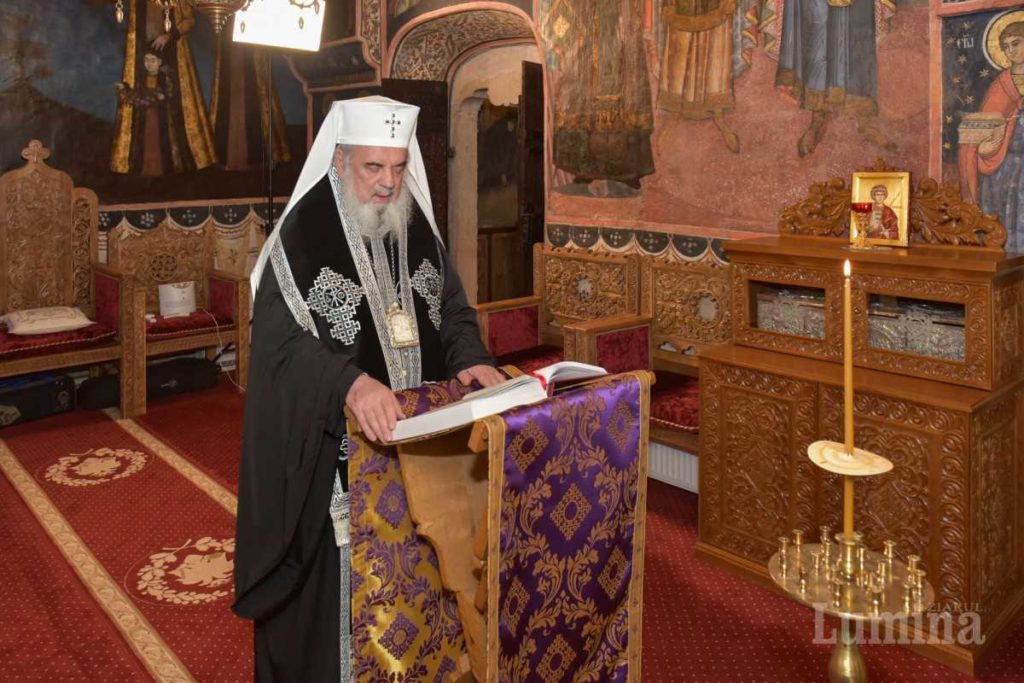 Canonul cel Mare la Reședința Patriarhală: Postul aspru susține rugăciunea smerită, spune Patriarhul Daniel