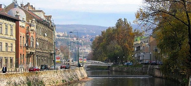 Η Θέρμη στέλνει βιβλία στο Σεράγεβο