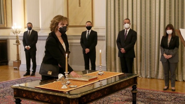 Ο Επίσκοπος Ωρεών όρκισε την υποδιοικήτρια της ΤτΕ