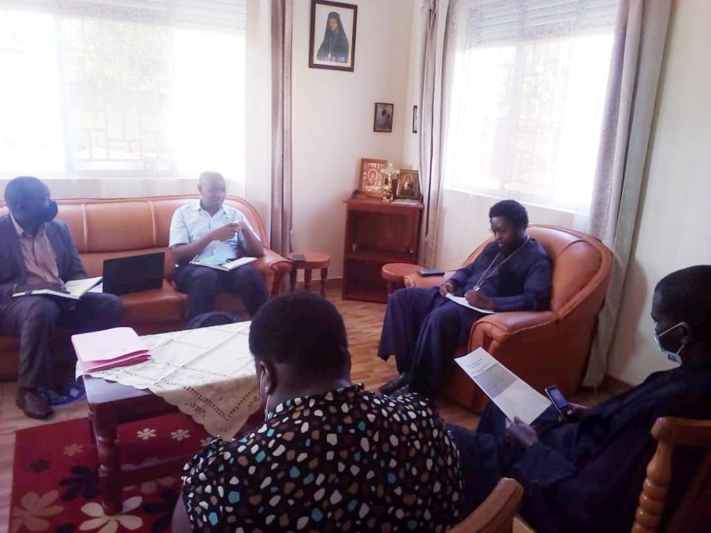 Συνάντηση Επισκόπου Γκούλου με κρατικούς εκπροσώπους