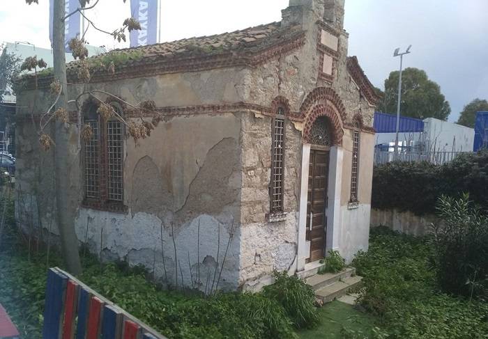 ΝΤΡΟΠΗ: Εκκλησάκια που καταρρέουν (ΕΙΚΟΝΕΣ)