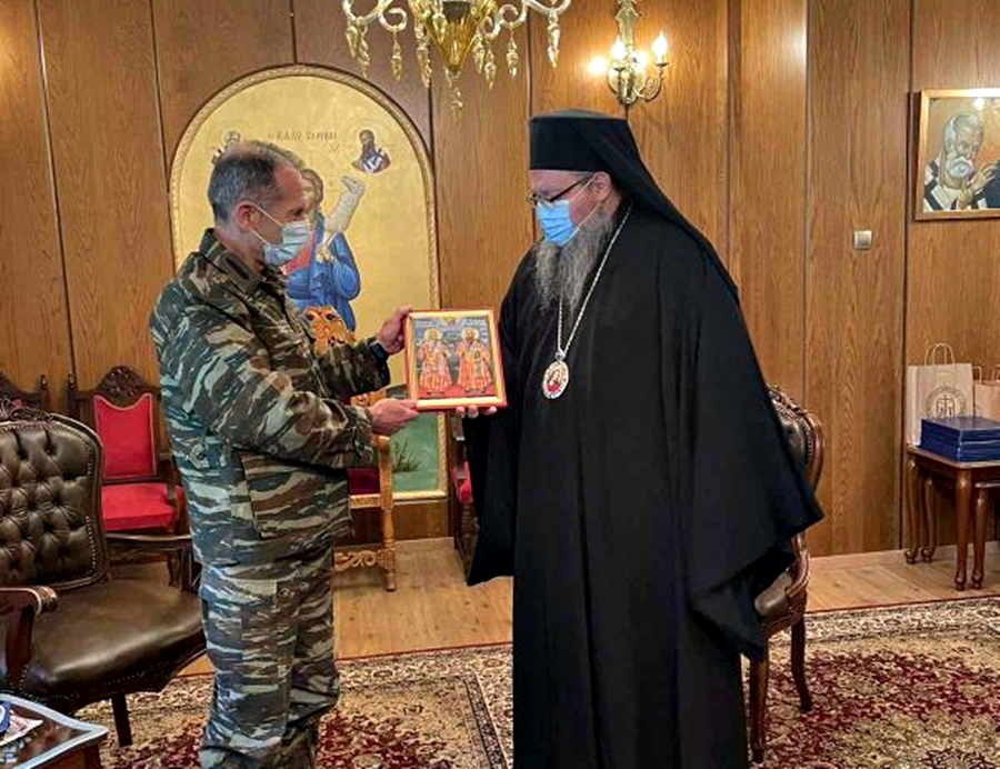 Η ΦΩΤΟΓΡΑΦΙΑ ΤΗΣ ΗΜΕΡΑΣ:  Ταις Εκκλησίαις σου, τοις ιερεύσι, τω στρατώ