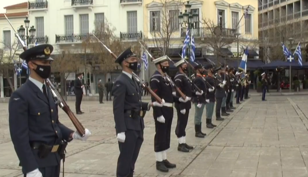 Ο Εθνικός Ύμνος από το Τιμητικό Άγημα