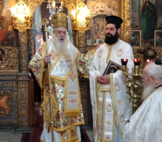 Χειροτονία νέου Πρεσβυτέρου στο Καρλόβασι